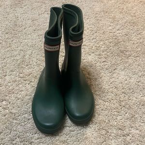 Hunter kids rain boots, size 12